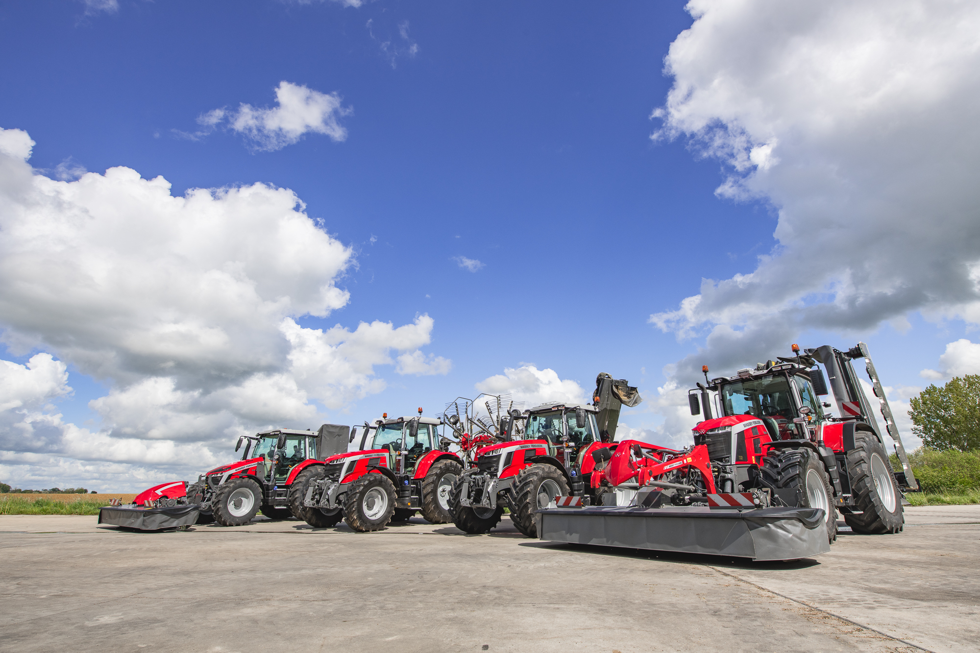 FAMILY_MF-5S-125_MF-6S-145_MF-7S-190_MF-8S-265_RAKE_RK1554TRCPRO_DISC-MOWER_STATIC-AND-DETAILS_BEZU_0521-435_181674